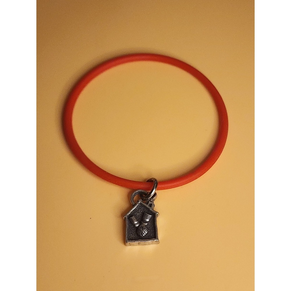 2010 RONALD MCDONALD HOUSE Charm Bracelet Red Silicone Stretchy FREE $HIPPING!!